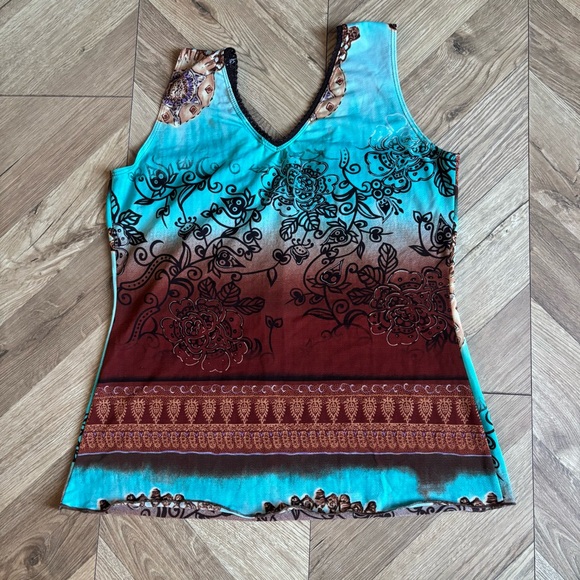 Agenda V-Neck Sleeveless Mesh Print Top - Picture 4 of 4